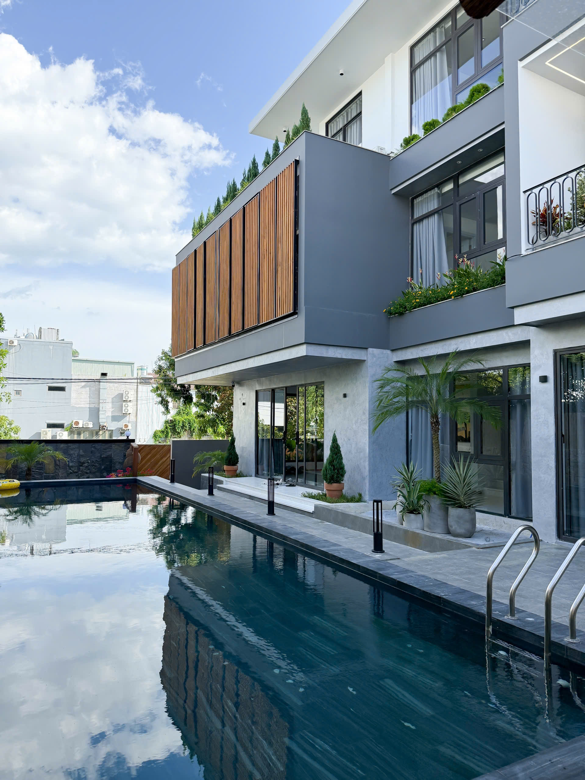 SORA VILLA NHÀ POOL