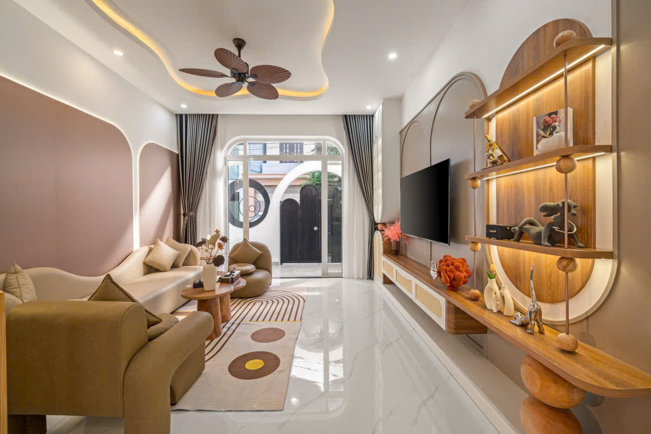 CHÂU THỊ VĨNH TẾ