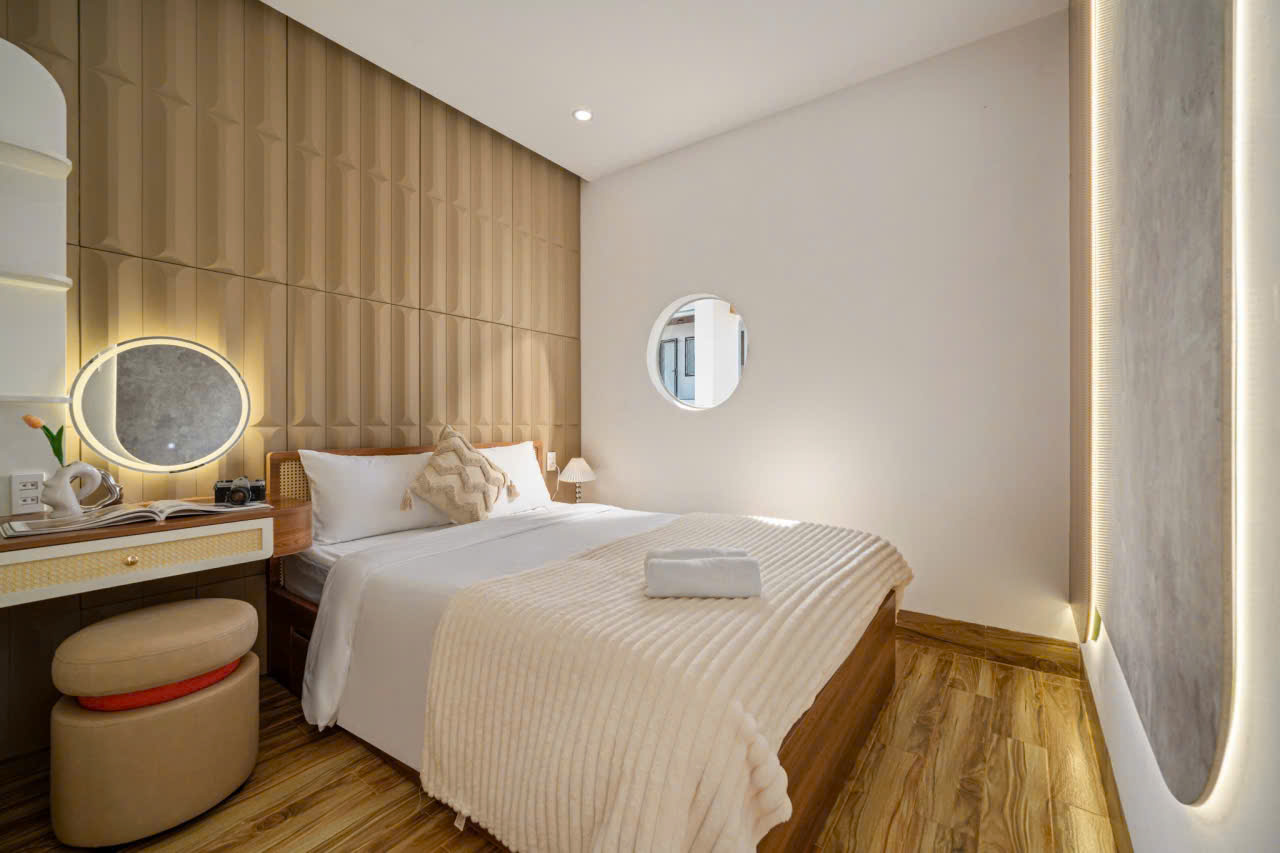 CHÂU THỊ VĨNH TẾ