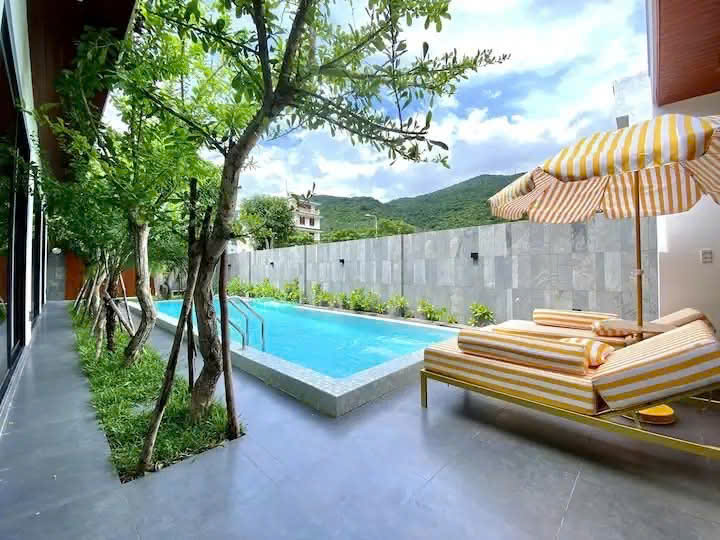 LÊ VĂN LƯƠNG