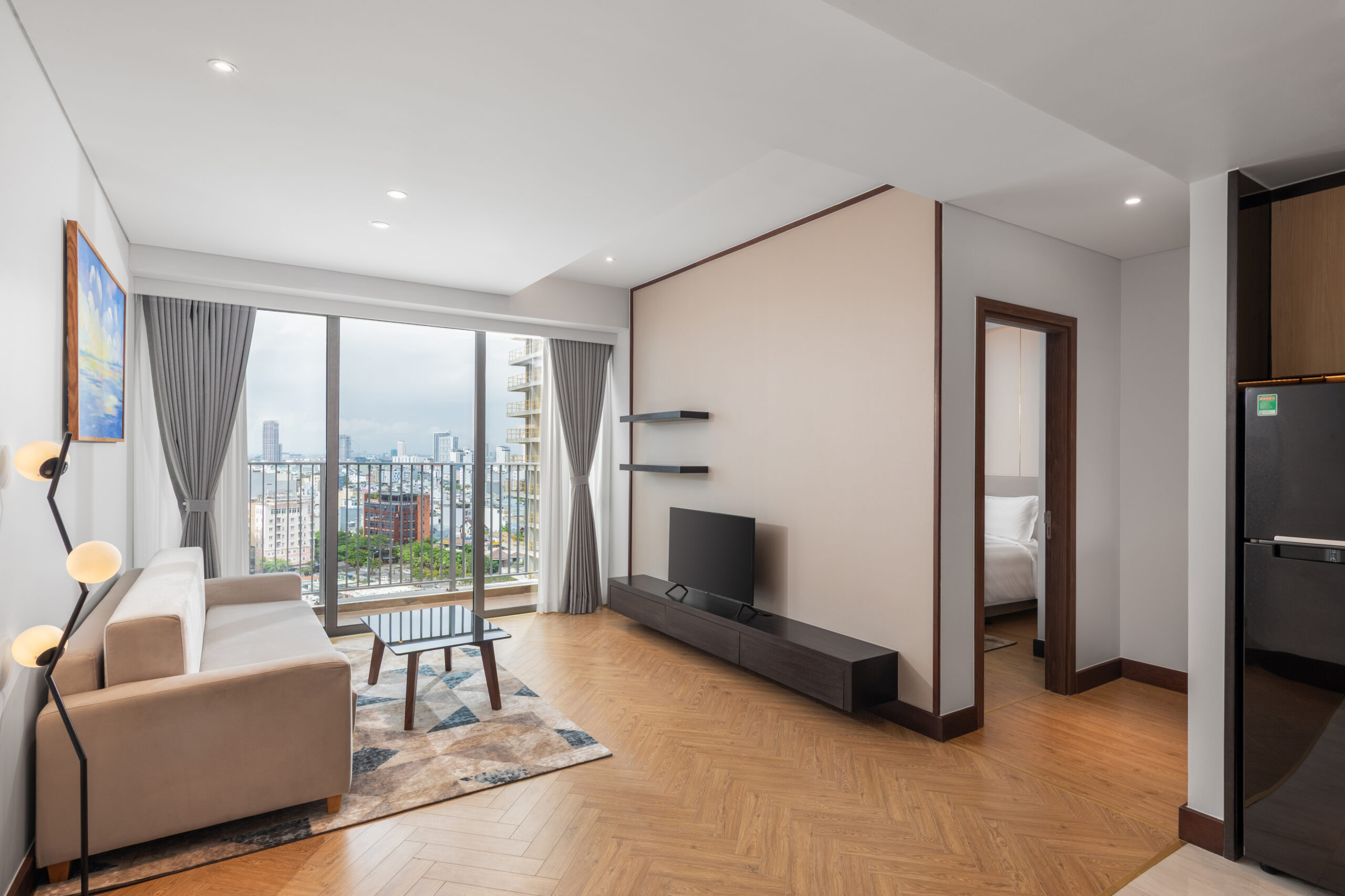 1 BED ROOM PARTIAL SEA VIEW
